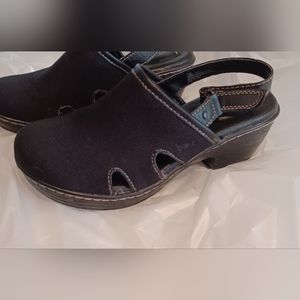 boc Born Black clog shoes with velcro strap mary Jane type style size 7M
